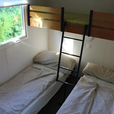 Szonja Apartman Camping *